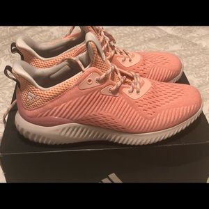 Blush adidas
